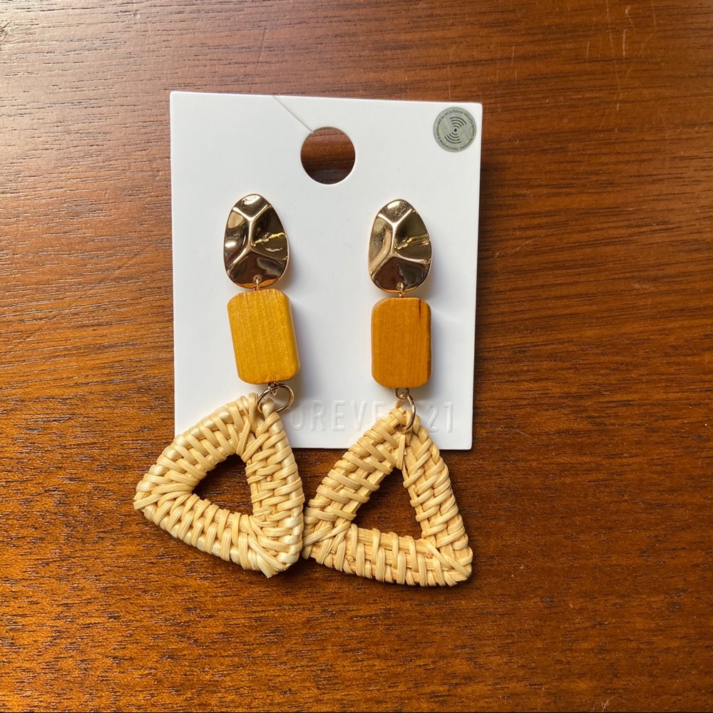 Forever 21 Earrings
